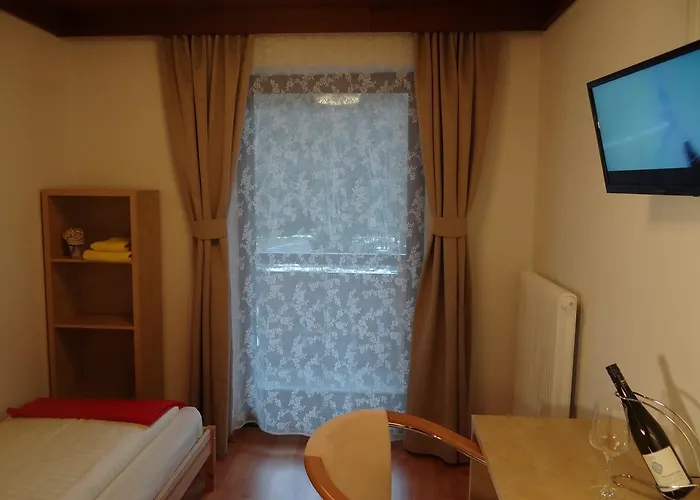 Evianquelle Hotel 3*